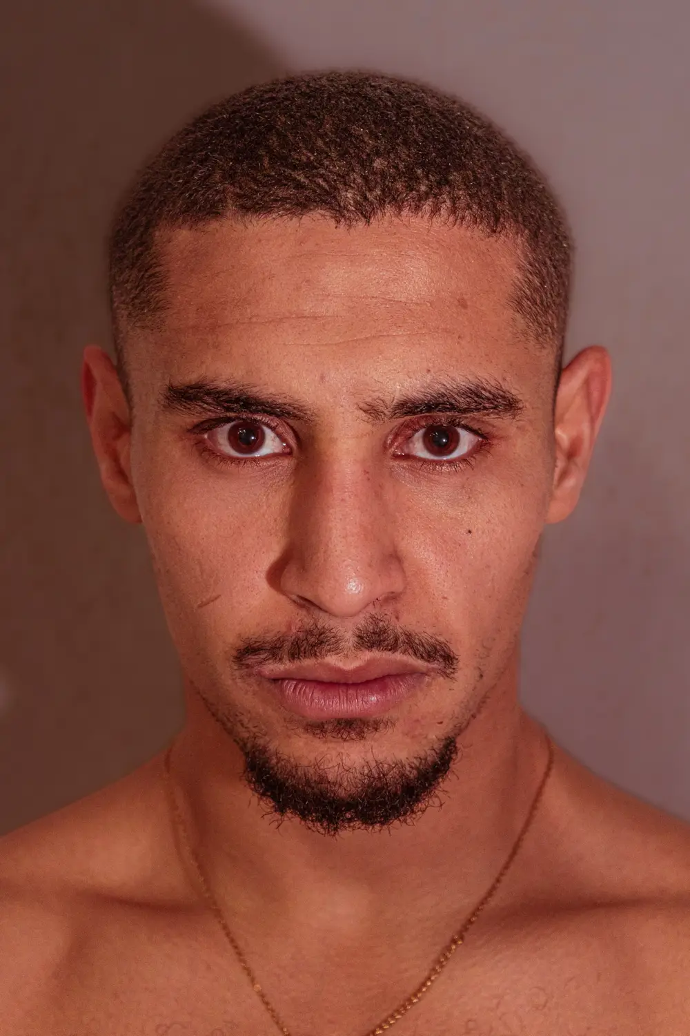 I'm Him — Mehdi Gueribi, ritratto solo, medaglia nazionale